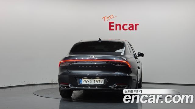 Hyundai Grandeur 2022 — photo 4
