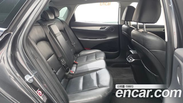 Hyundai Grandeur 2022 — photo 17