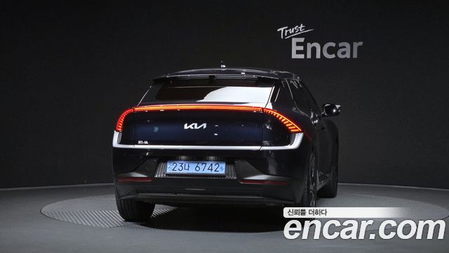 Kia EV6 2023 — photo 4