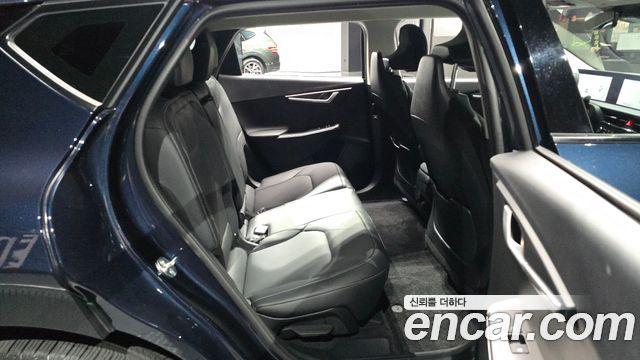 Kia EV6 2023 — photo 17