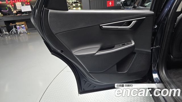 Kia EV6 2023 — photo 15