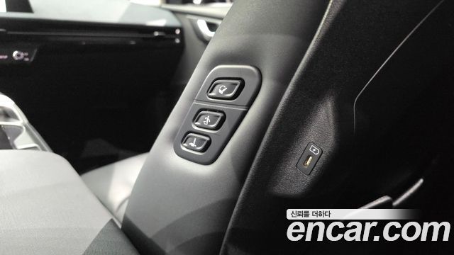 Kia EV6 2023 — photo 34