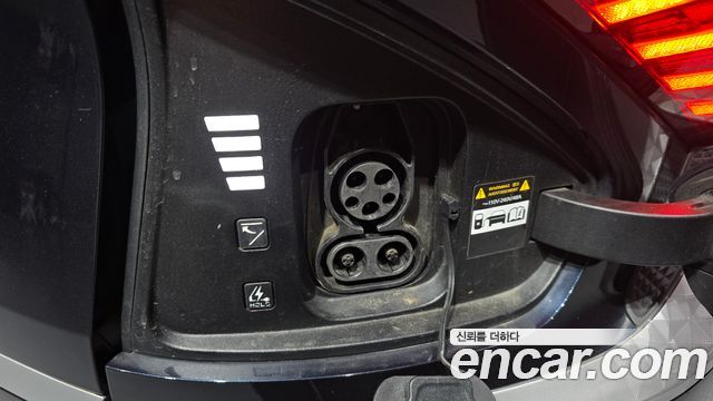 Kia EV6 2023 — photo 36