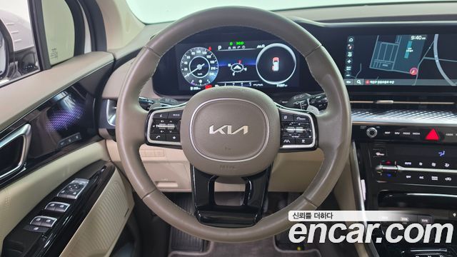 Kia Canival 2023 — photo 19