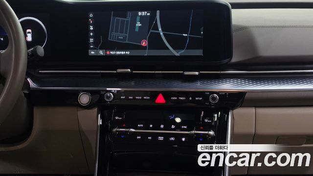 Kia Canival 2023 — photo 22