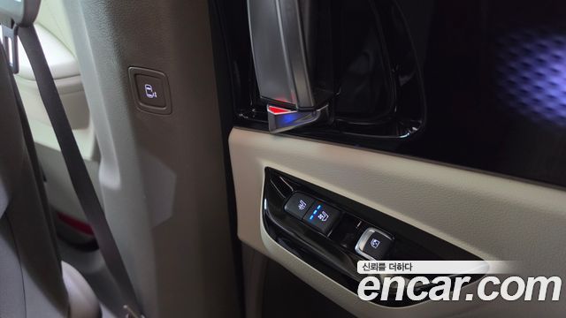 Kia Canival 2023 — photo 26