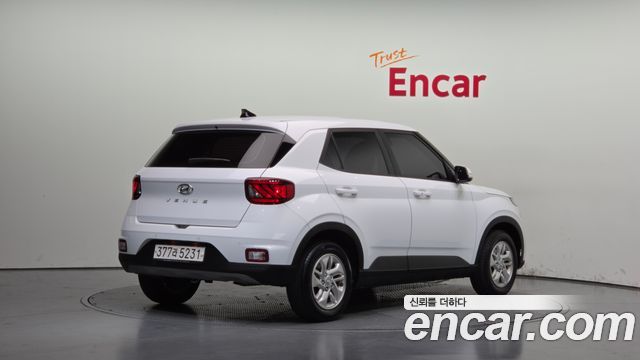 Hyundai Venue 2020 — photo 2
