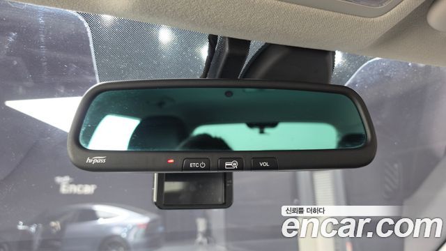 Hyundai Venue 2020 — photo 23