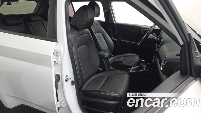 Hyundai Venue 2020 — photo 16