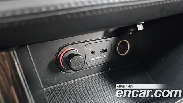 Kia K5 2012 — photo 18
