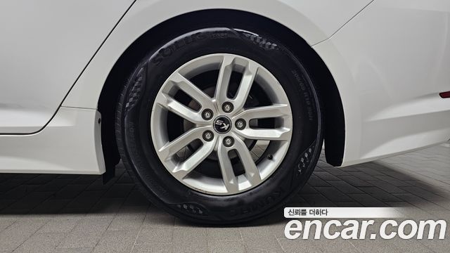 Kia K5 2012 — photo 7