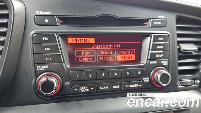 Kia K5 2012 — photo 29