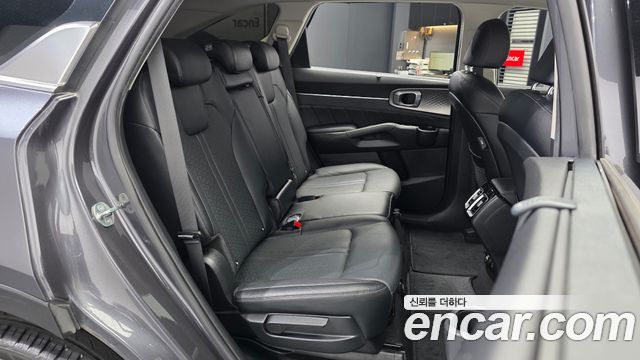 Kia Sorento 2021 — photo 18