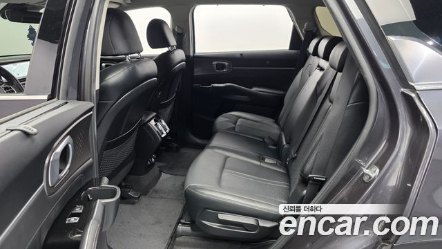 Kia Sorento 2021 — photo 16
