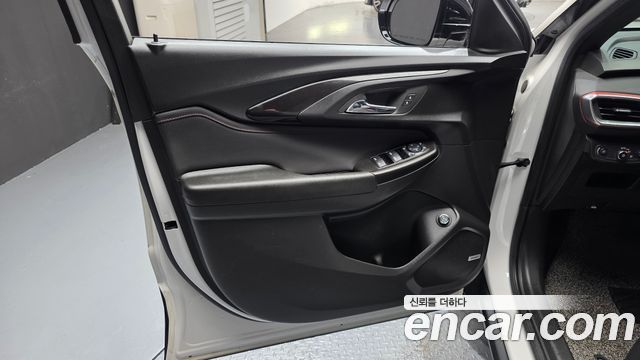 Chevrolet Korea Trailblazer 2023 — photo 14