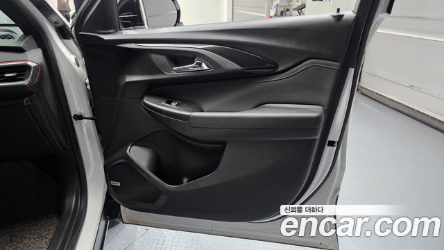 Chevrolet Korea Trailblazer 2023 — photo 15