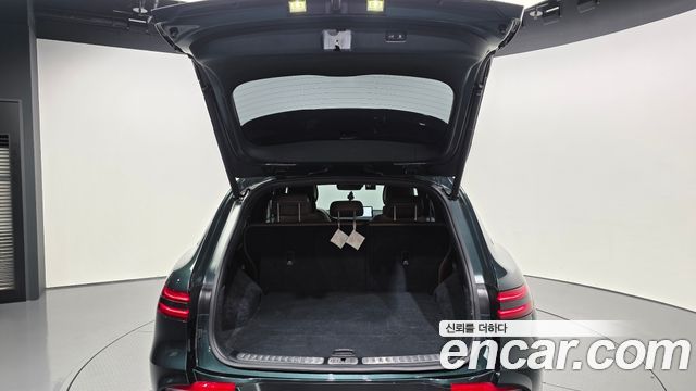 Genesis GV70 2021 — photo 26