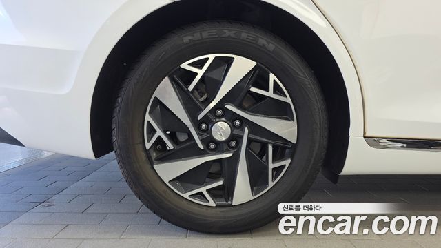 Hyundai Grandeur 2023 — photo 5