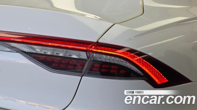 Hyundai Grandeur 2023 — photo 9
