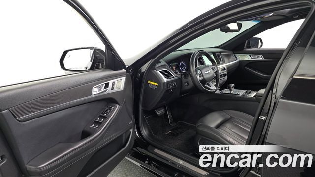 Genesis G80 2018 — photo 10