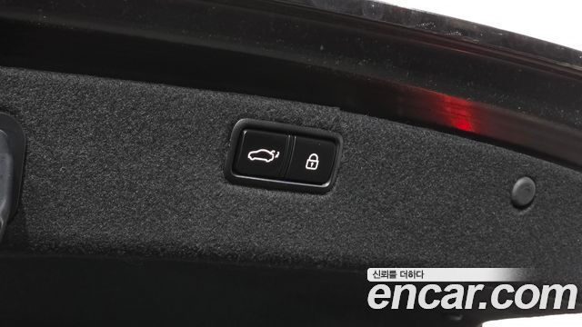 Genesis G80 2018 — photo 20