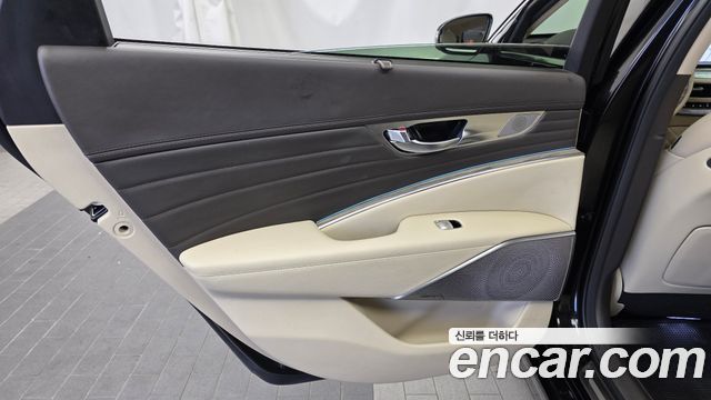 Kia K9 2022 — photo 15