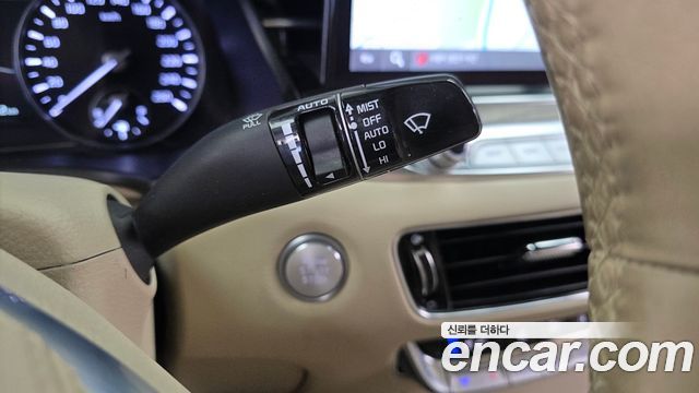 Kia K9 2022 — photo 27