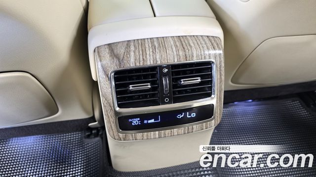Kia K9 2022 — photo 32