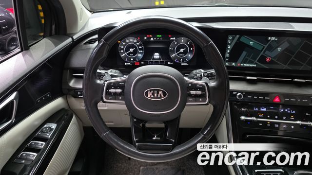Kia Canival 2021 — photo 19