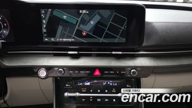 Kia Canival 2021 — photo 20