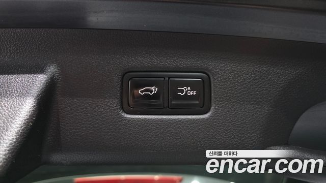 Kia Canival 2021 — photo 27