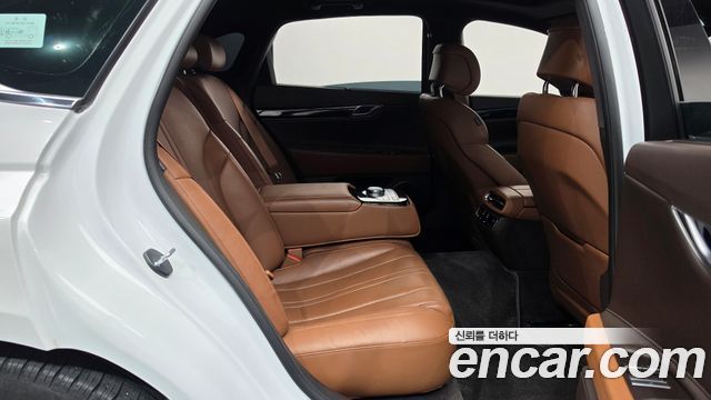 Genesis G80 2023 — photo 17