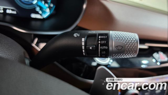 Genesis G80 2023 — photo 28