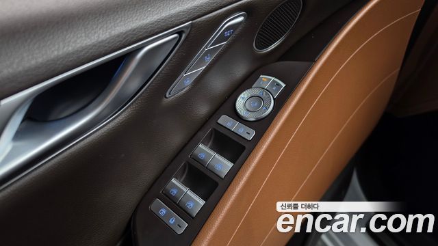 Genesis G80 2023 — photo 29