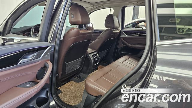 BMW X3 2020 — photo 17