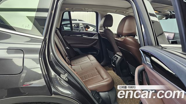 BMW X3 2020 — photo 18