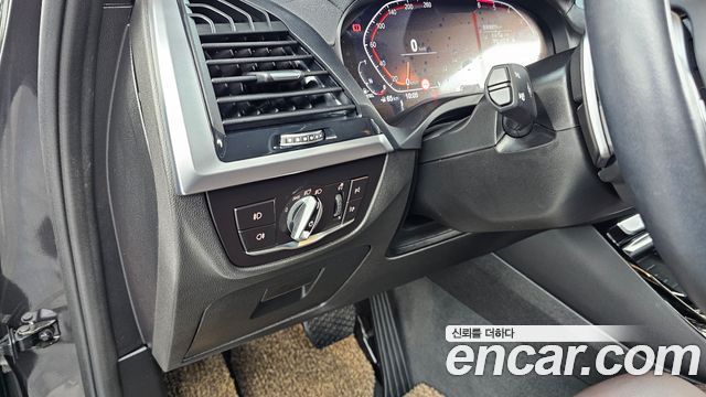 BMW X3 2020 — photo 29