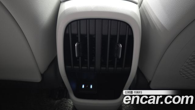 Hyundai Kona 2025 — photo 31