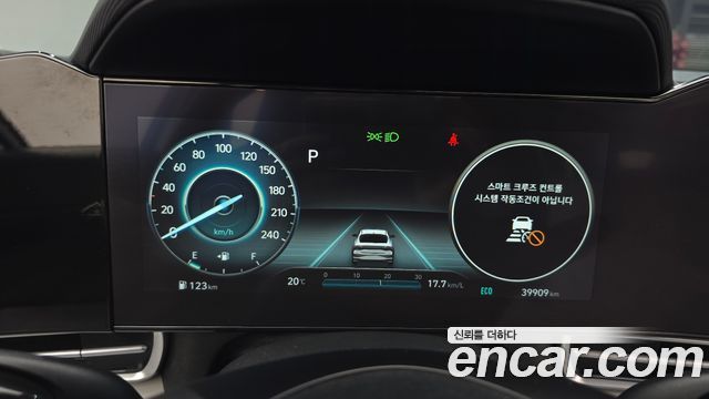 Hyundai AVANTE 2023 — photo 11