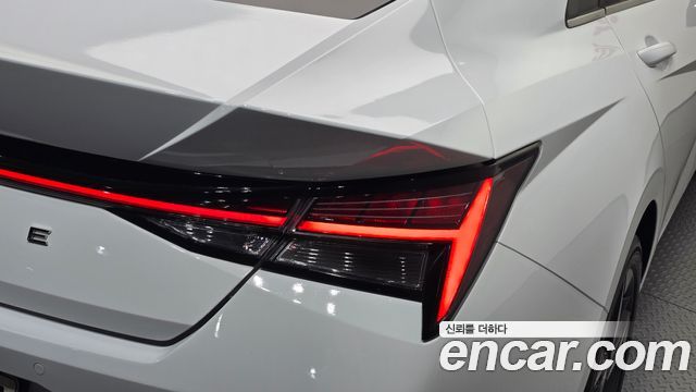 Hyundai AVANTE 2023 — photo 9