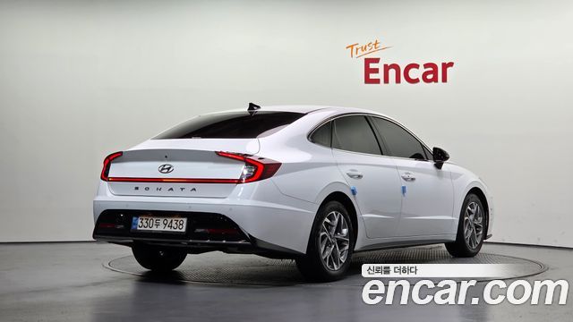Hyundai Sonata 2023 — photo 2