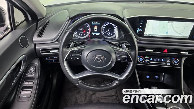 Hyundai Sonata 2023 — photo 13