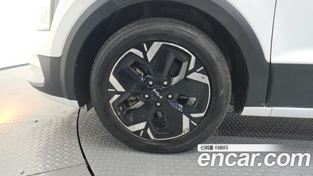 Kia Niro 2023 — photo 5