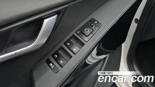 Kia Niro 2023 — photo 15