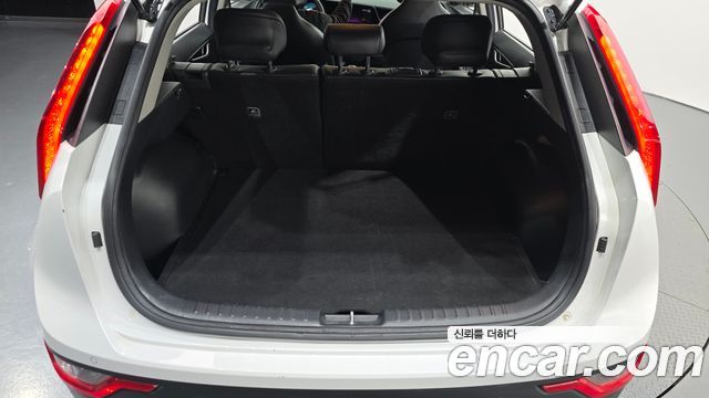 Kia Niro 2023 — photo 20