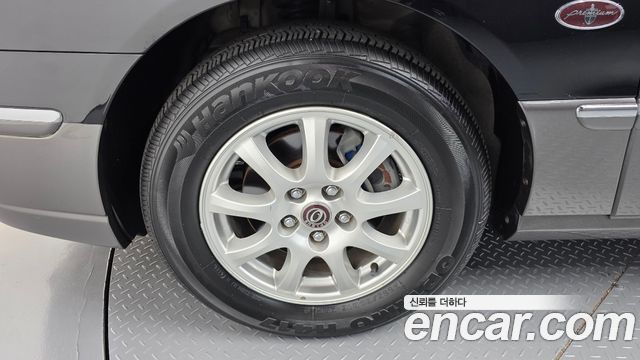 Kia OPIRUS 2009 — photo 5