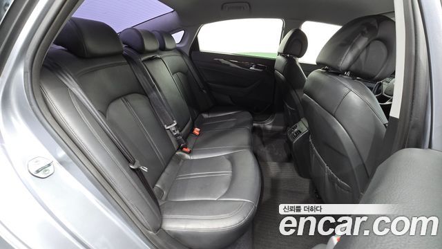 Hyundai Sonata 2015 — photo 18