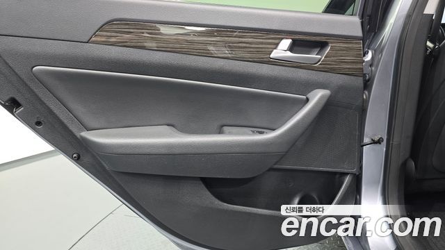 Hyundai Sonata 2015 — photo 15