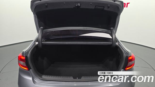 Hyundai Sonata 2015 — photo 30