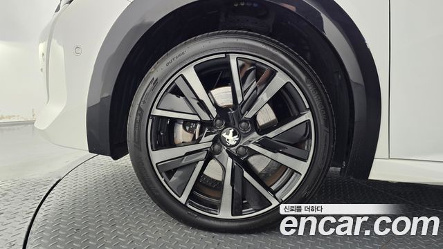 Peugeot 208 2023 — photo 5